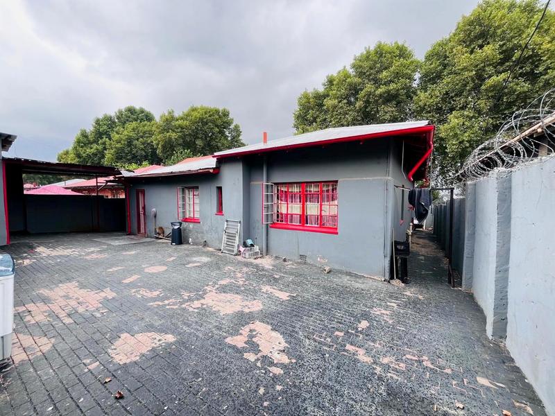 3 Bedroom Property for Sale in Langlaagte North Gauteng