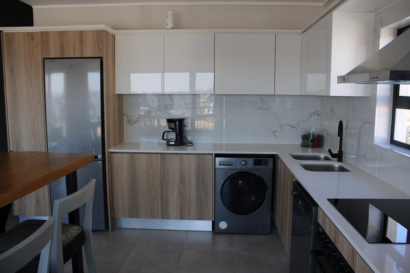 To Let 2 Bedroom Property for Rent in Waterfall Gauteng