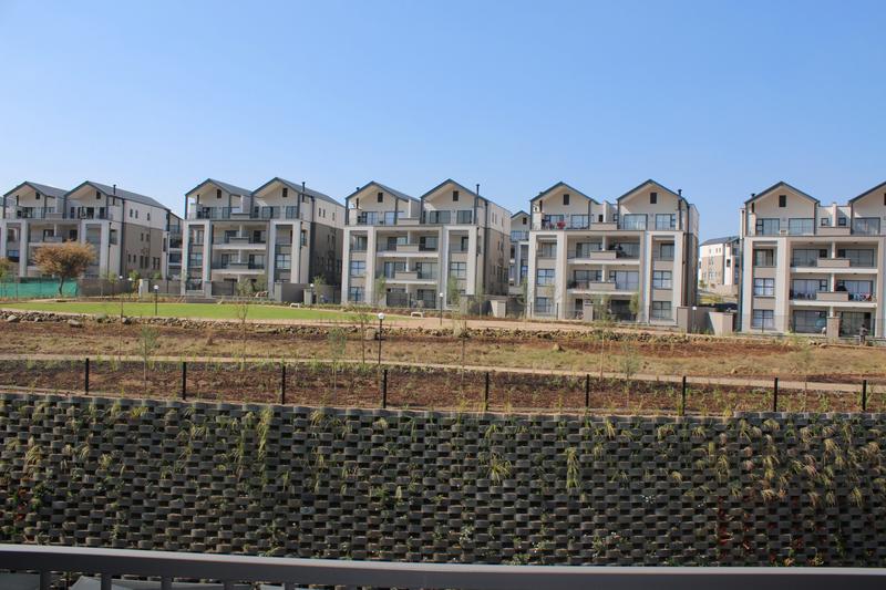 To Let 2 Bedroom Property for Rent in Waterfall Gauteng