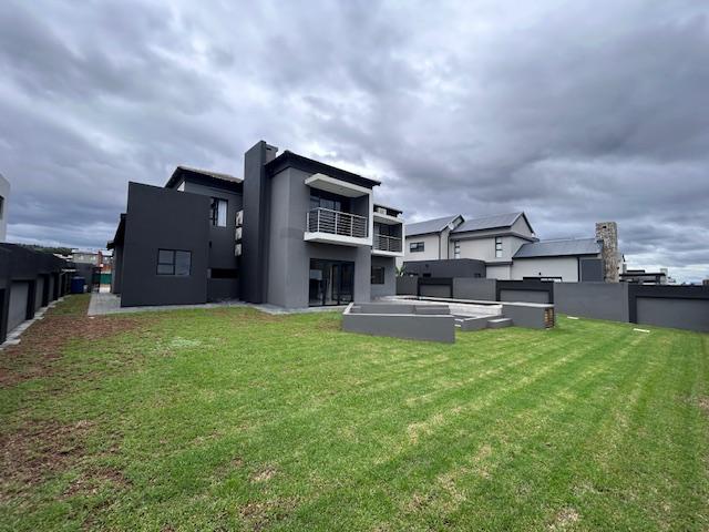 5 Bedroom Property for Sale in Six Fountains Residential Estate Gauteng