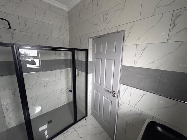 5 Bedroom Property for Sale in Six Fountains Residential Estate Gauteng
