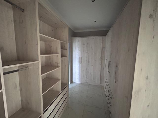 5 Bedroom Property for Sale in Six Fountains Residential Estate Gauteng