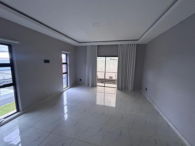 5 Bedroom Property for Sale in Six Fountains Residential Estate Gauteng