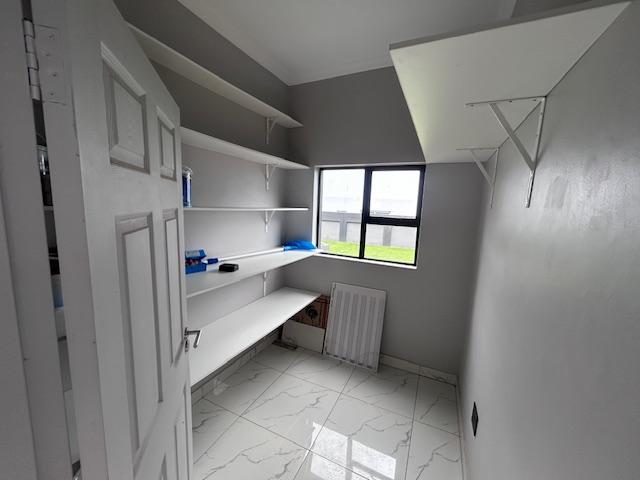 5 Bedroom Property for Sale in Six Fountains Residential Estate Gauteng