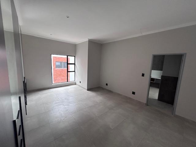 3 Bedroom Property for Sale in Six Fountains Residential Estate Gauteng