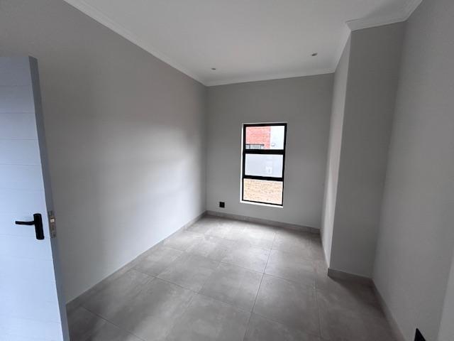 3 Bedroom Property for Sale in Six Fountains Residential Estate Gauteng