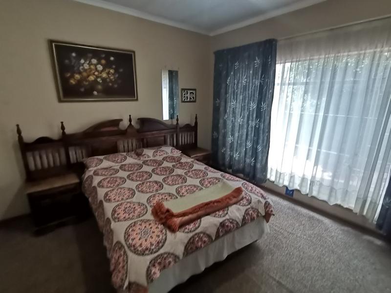 4 Bedroom Property for Sale in Vanderbijlpark SE 3 Gauteng