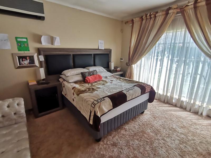 4 Bedroom Property for Sale in Vanderbijlpark SE 3 Gauteng