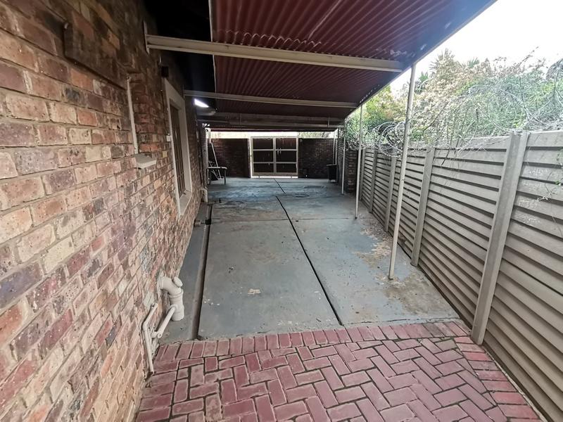 4 Bedroom Property for Sale in Vanderbijlpark SE 3 Gauteng