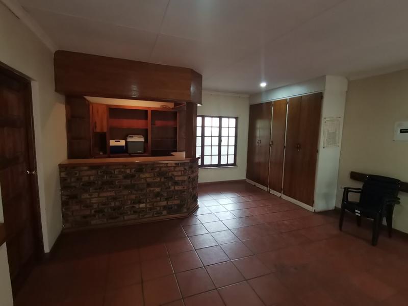 4 Bedroom Property for Sale in Vanderbijlpark SE 3 Gauteng