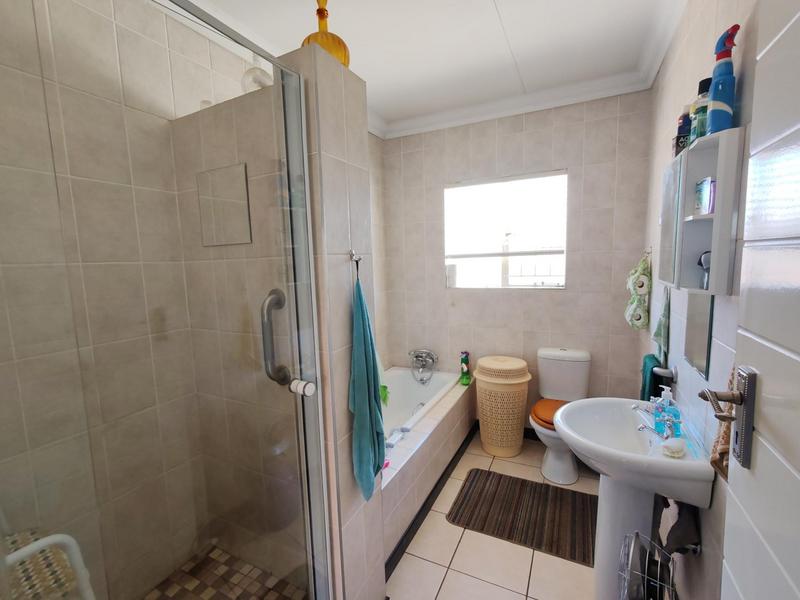 2 Bedroom Property for Sale in Riversdale Gauteng