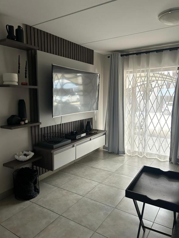 2 Bedroom Property for Sale in Raslouw Gauteng