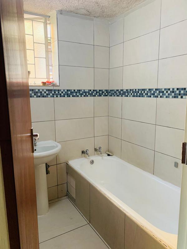 3 Bedroom Property for Sale in Sunnyside Gauteng
