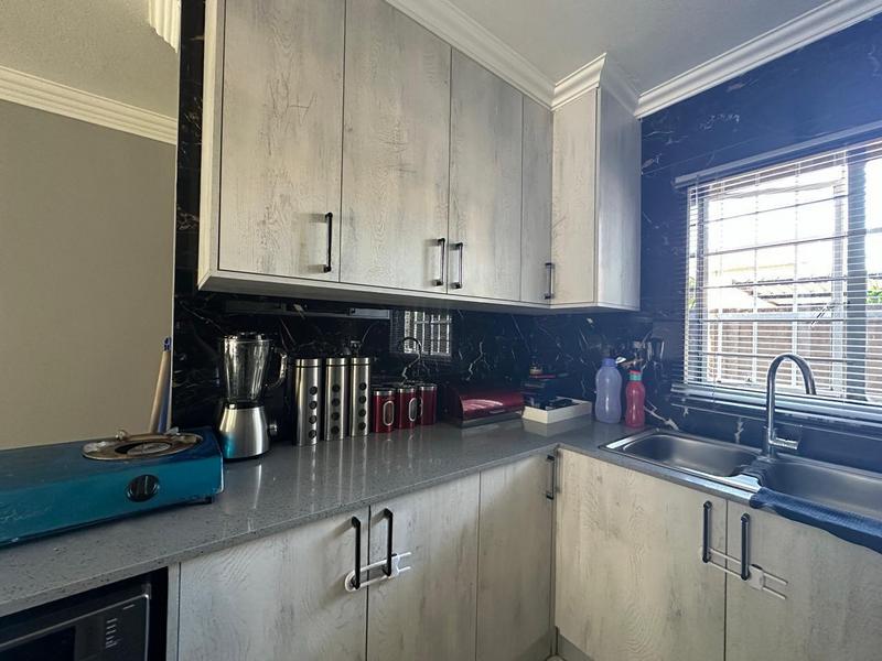 2 Bedroom Property for Sale in Willow Park Manor Gauteng