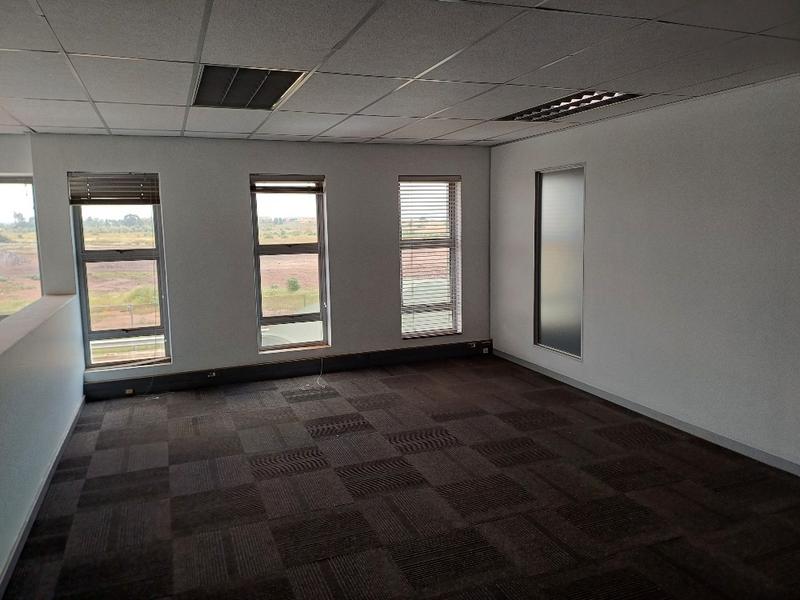 To Let commercial Property for Rent in Olifantsfontein Gauteng