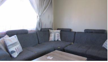 2 Bedroom Property for Sale in Fleurhof Gauteng