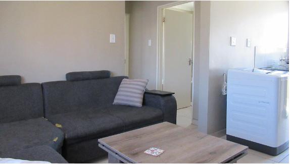 2 Bedroom Property for Sale in Fleurhof Gauteng