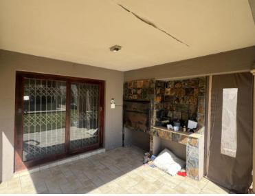 3 Bedroom Property for Sale in Sharonlea Gauteng