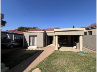 3 Bedroom Property for Sale in Sharonlea Gauteng
