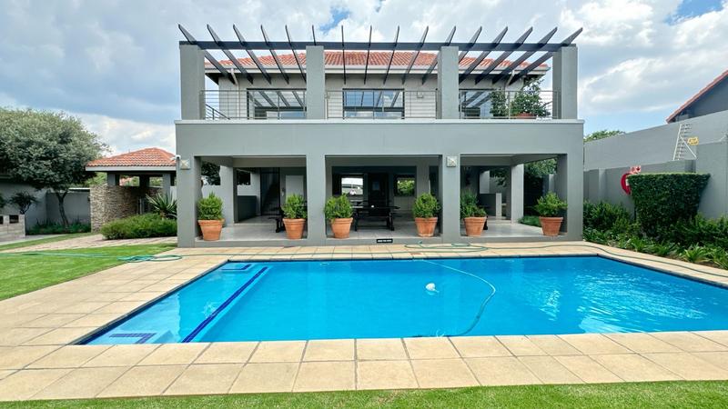 2 Bedroom Property for Sale in Fourways Gauteng