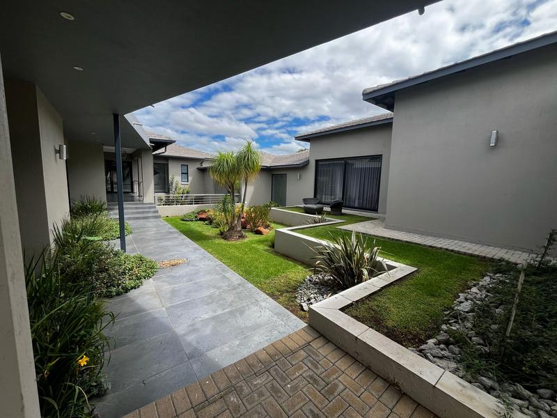 4 Bedroom Property for Sale in Sable Hills Gauteng
