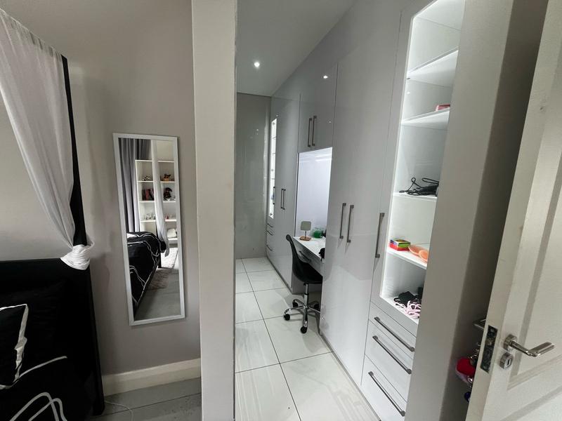 4 Bedroom Property for Sale in Sable Hills Gauteng