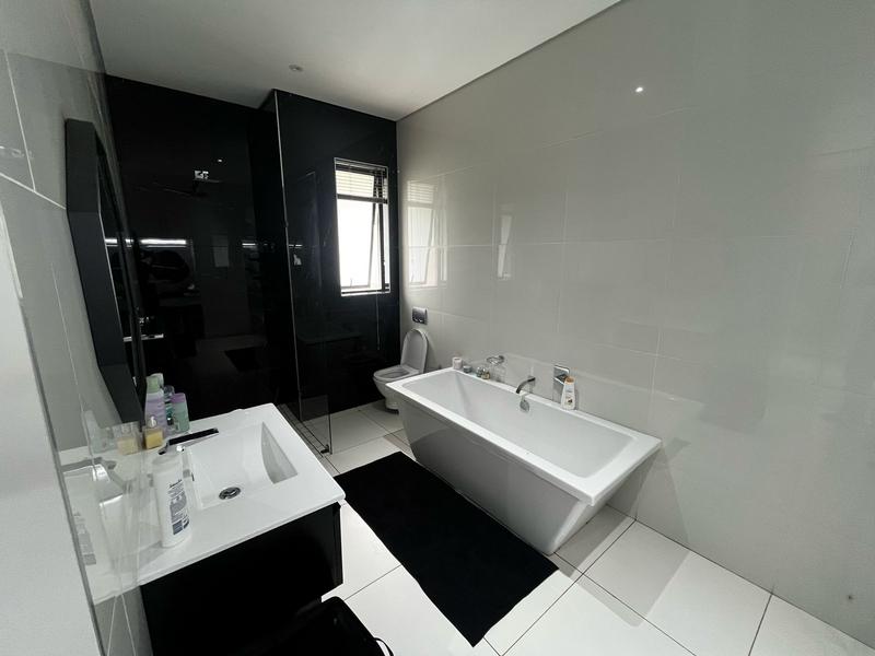 4 Bedroom Property for Sale in Sable Hills Gauteng