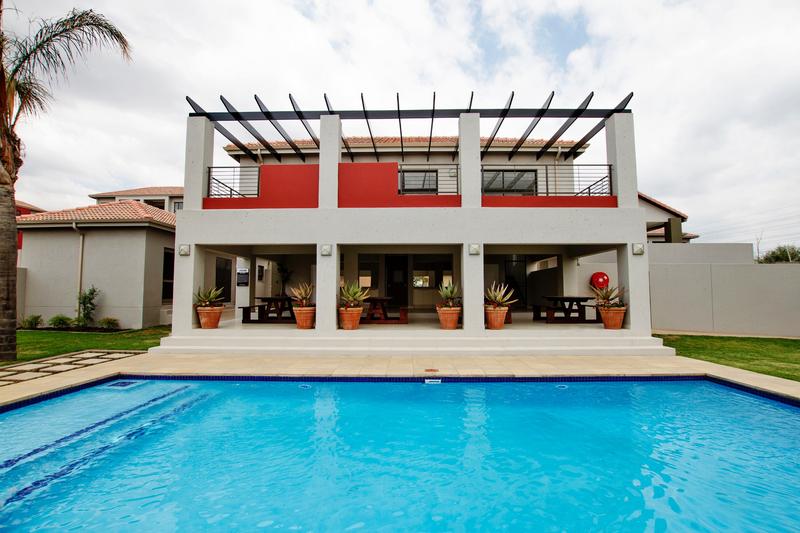 1 Bedroom Property for Sale in Fourways Gauteng