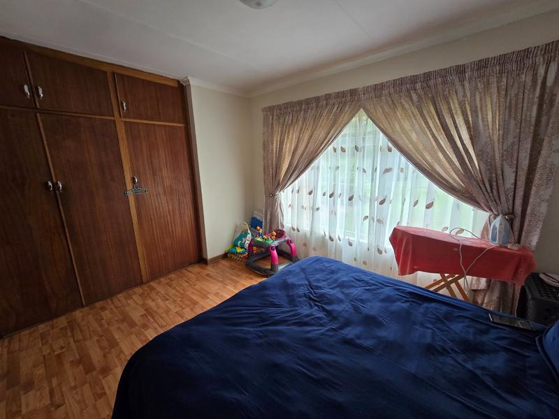 5 Bedroom Property for Sale in Karenpark Gauteng