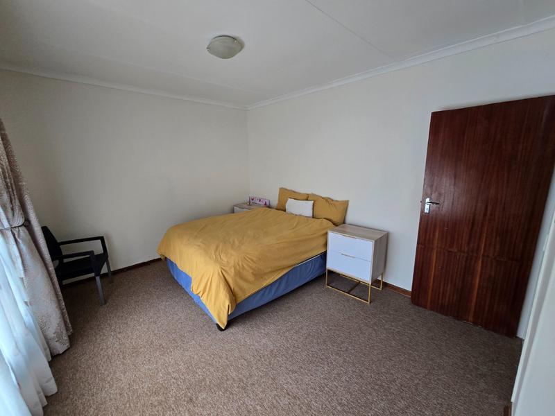 5 Bedroom Property for Sale in Karenpark Gauteng