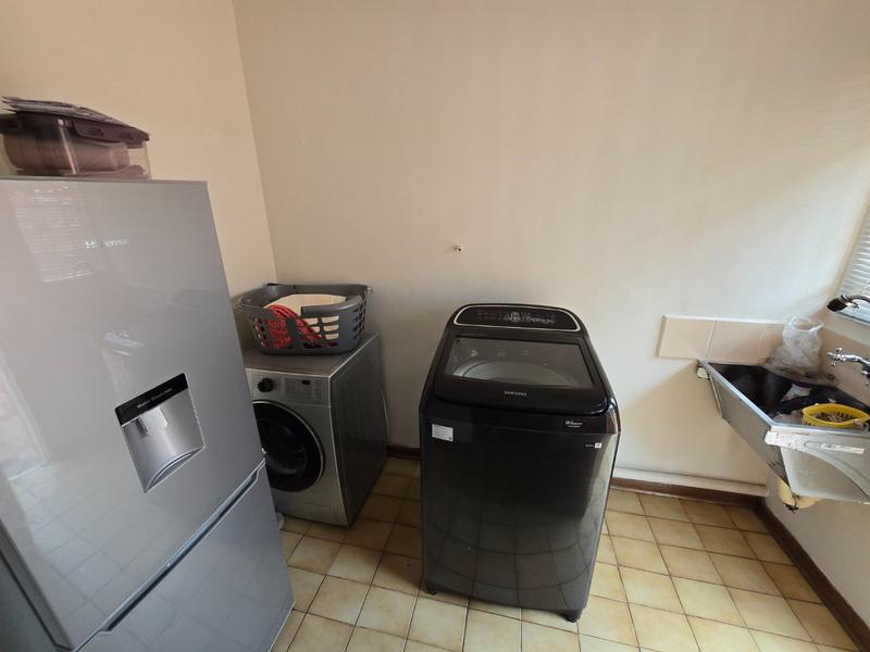 5 Bedroom Property for Sale in Karenpark Gauteng