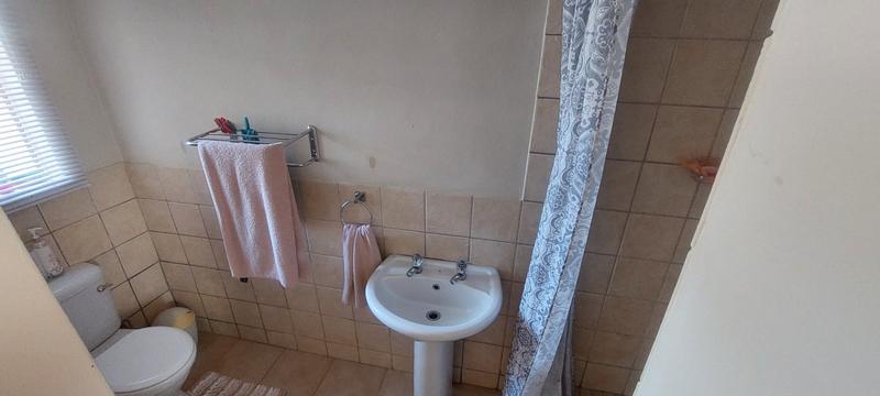 2 Bedroom Property for Sale in The Orchards Gauteng