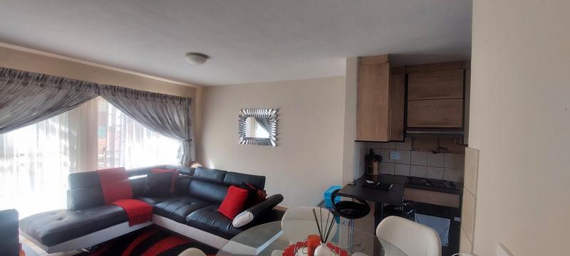 2 Bedroom Property for Sale in The Orchards Gauteng