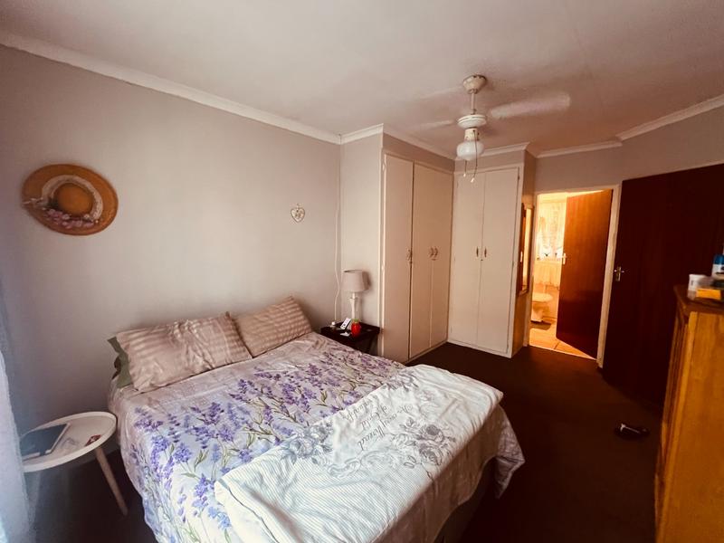 2 Bedroom Property for Sale in Theresa Park Gauteng