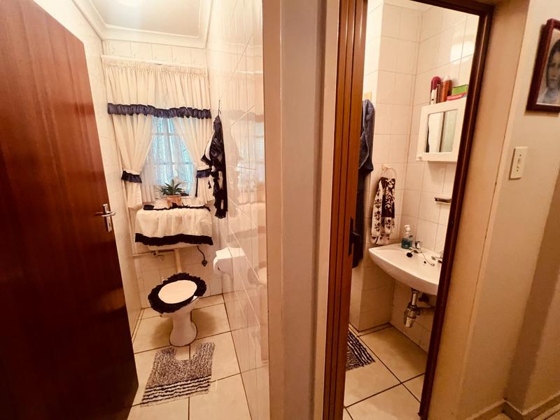 2 Bedroom Property for Sale in Theresa Park Gauteng