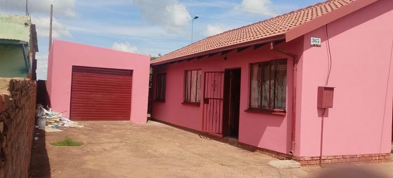 3 Bedroom Property for Sale in Soshanguve Gauteng