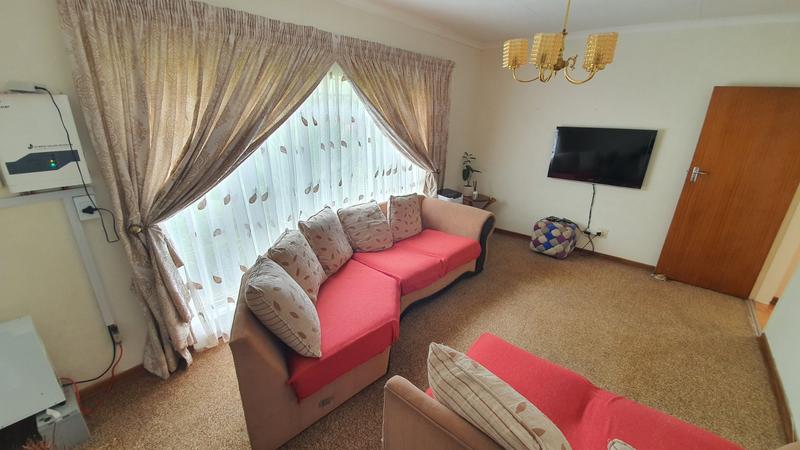 5 Bedroom Property for Sale in Karenpark Gauteng