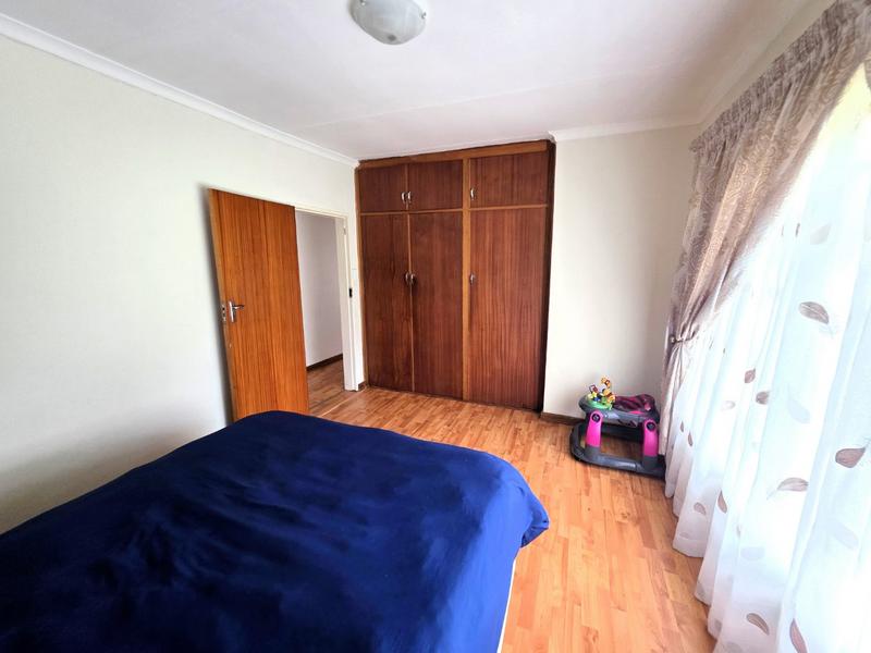 5 Bedroom Property for Sale in Karenpark Gauteng