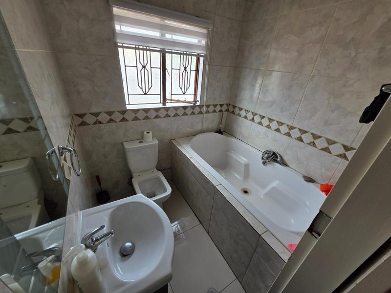 3 Bedroom Property for Sale in The Orchards Gauteng