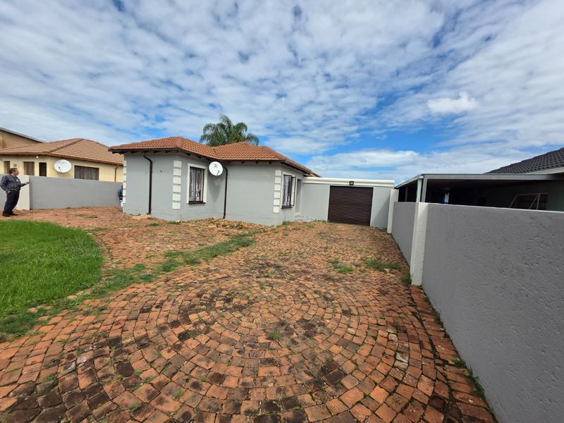 3 Bedroom Property for Sale in The Orchards Gauteng