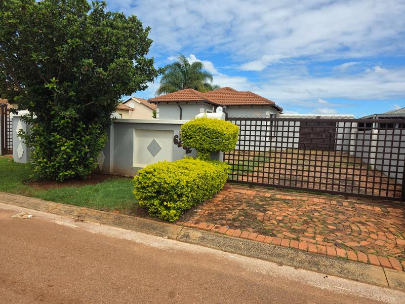 3 Bedroom Property for Sale in The Orchards Gauteng