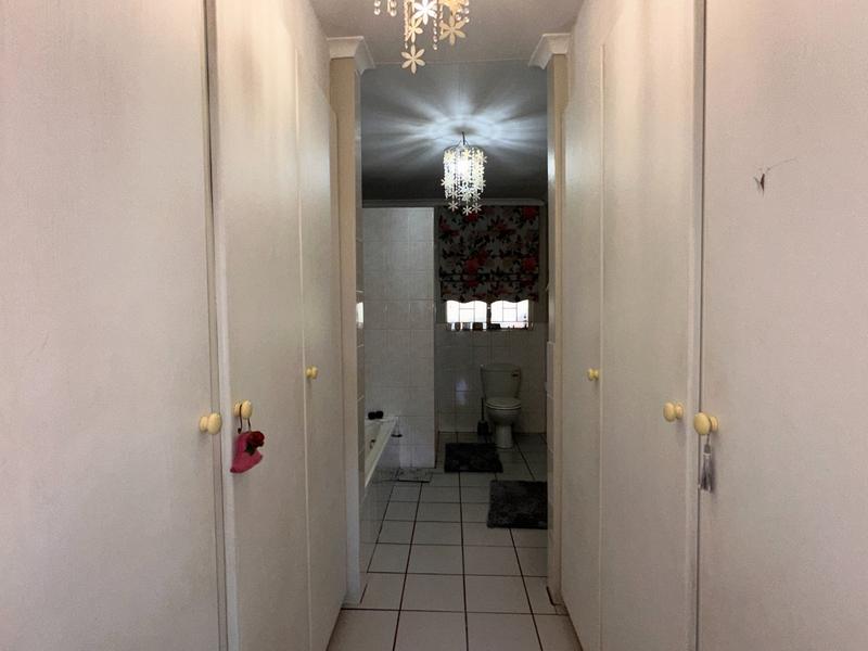 4 Bedroom Property for Sale in Wonderboom Gauteng