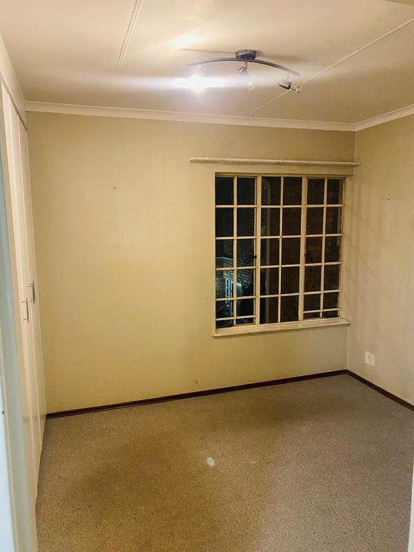 To Let 2 Bedroom Property for Rent in Brackenhurst Gauteng