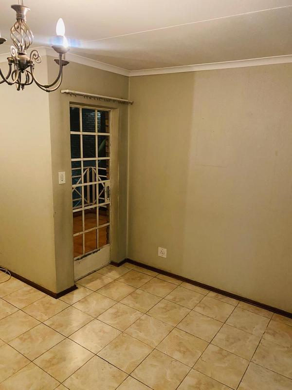 To Let 2 Bedroom Property for Rent in Brackenhurst Gauteng