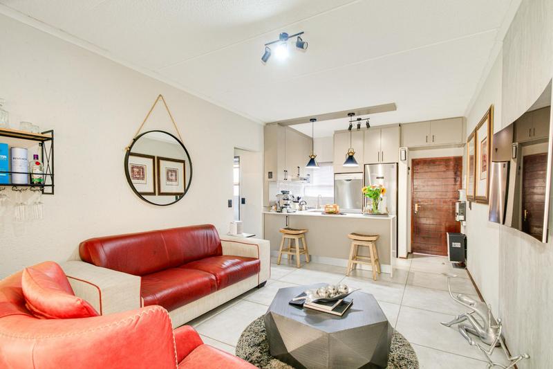 1 Bedroom Property for Sale in Lonehill Gauteng