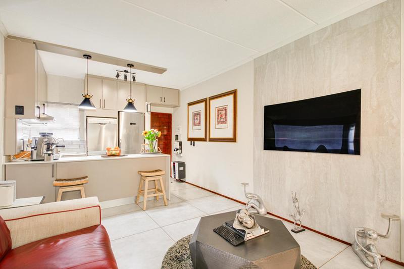 1 Bedroom Property for Sale in Lonehill Gauteng