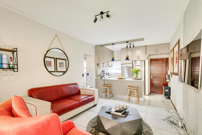 1 Bedroom Property for Sale in Lonehill Gauteng