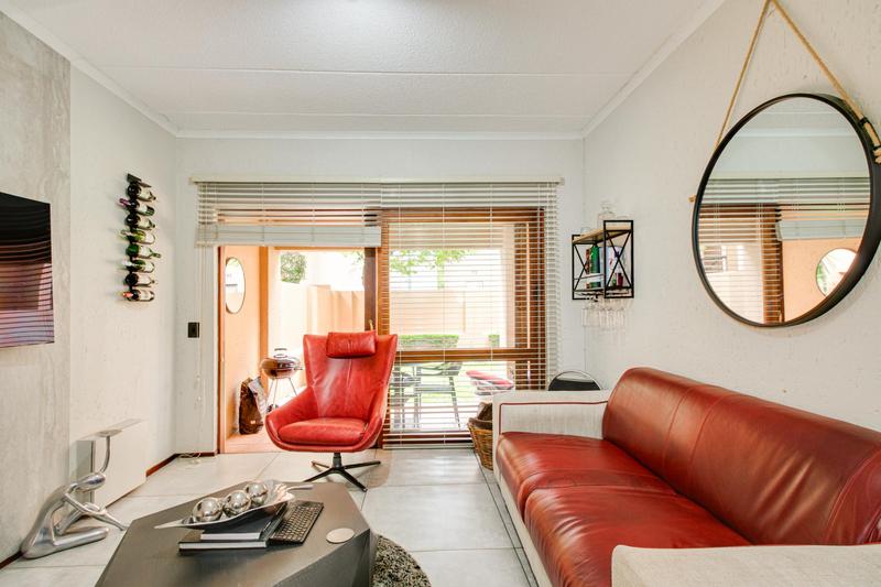 1 Bedroom Property for Sale in Lonehill Gauteng