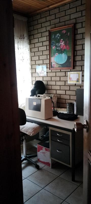 5 Bedroom Property for Sale in Winchester Hills Gauteng