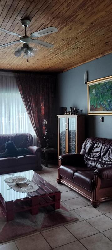 5 Bedroom Property for Sale in Winchester Hills Gauteng
